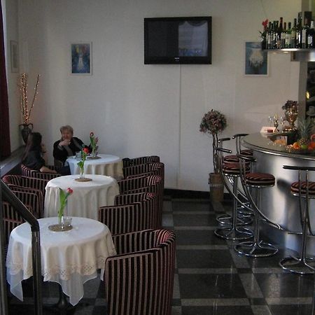 President Hotel Bratislava Exterior photo